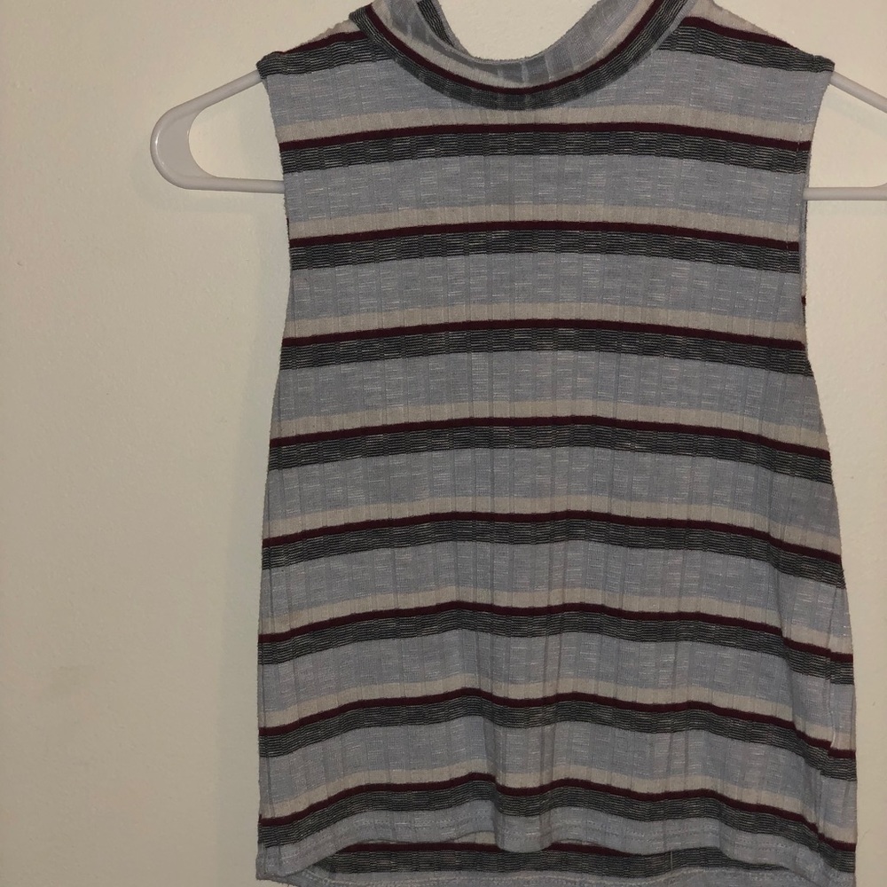 Sweater vest